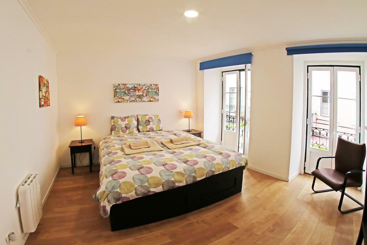 Romantichome At Alfama'S Heart Лиссабон Экстерьер фото
